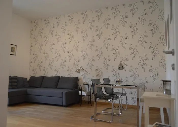 Near Colosseum Apartment San Giovanni Pet-Friendly